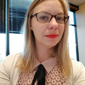 Meet your Posher, Chrissy